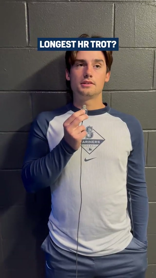 31 seconds of pure entertainment after a Randy Arozarena HR. #sportstiktok #sports #baseball #mlb #mariners