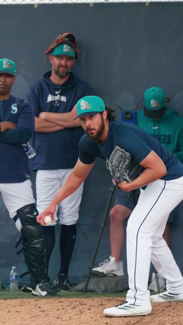 señor smoke szn #mariners #baseball #mlb