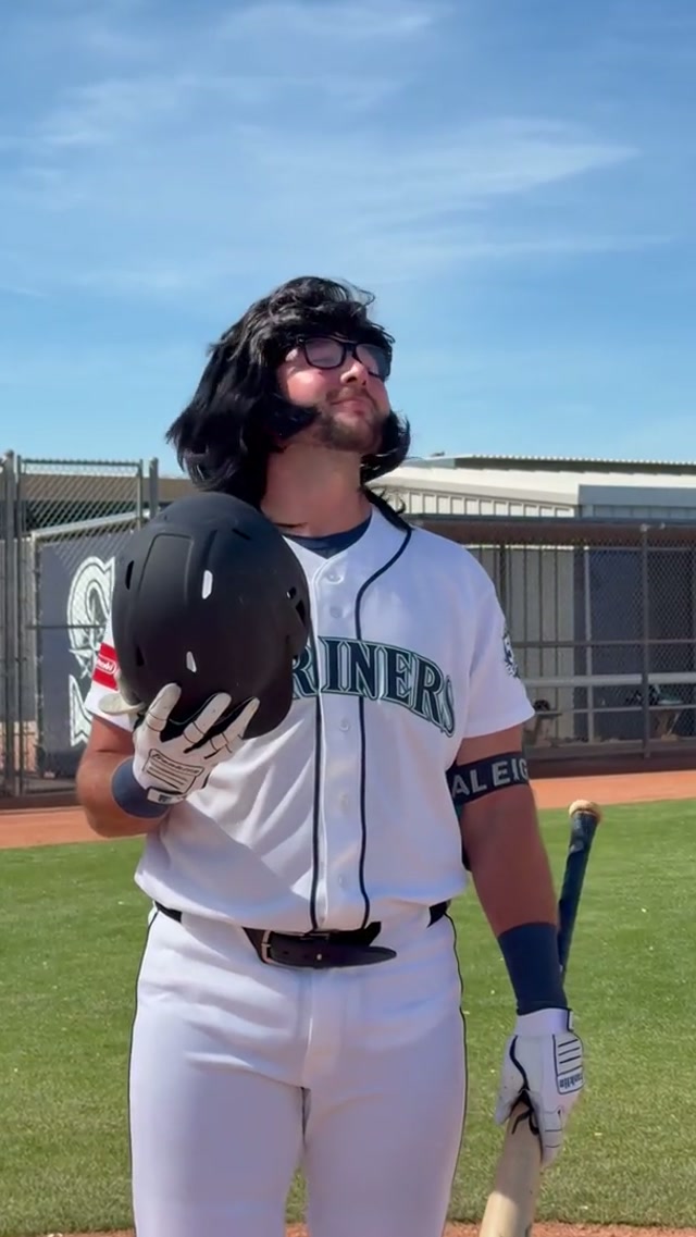 Slow mo flow. #mariners #baseball #mlb