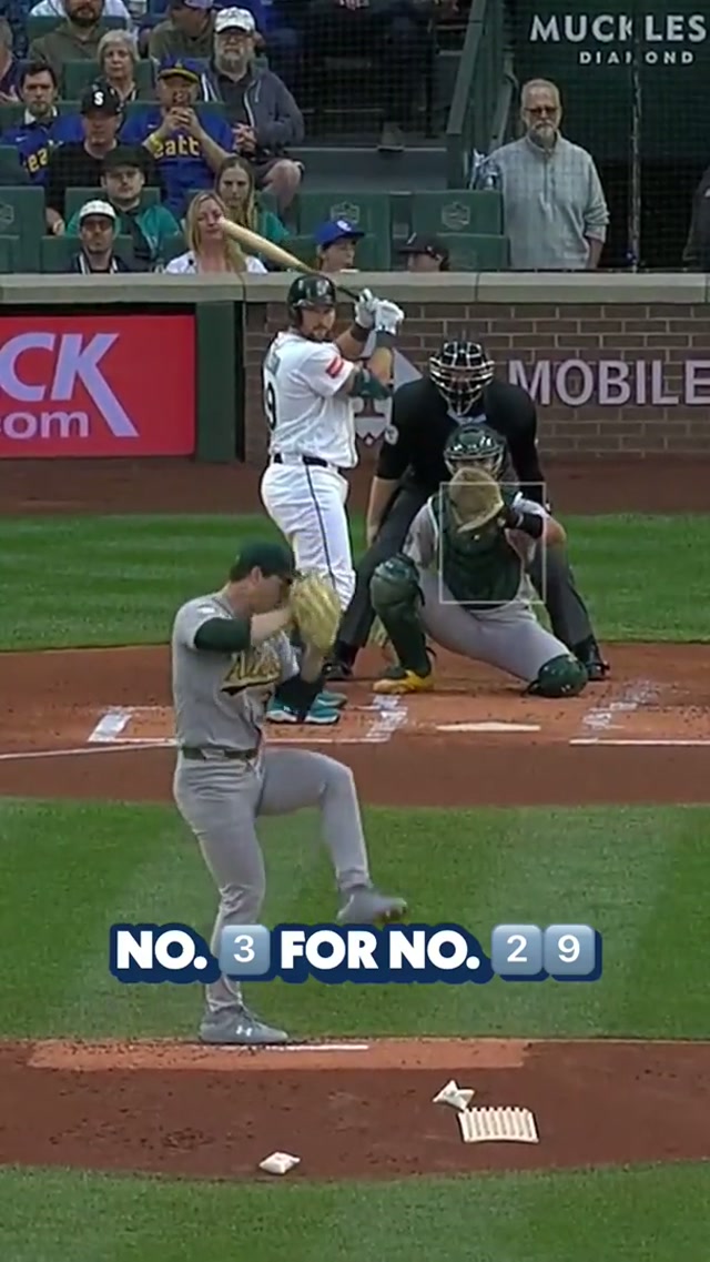 Dumped into the bullpen. #mariners #baseball #mlb