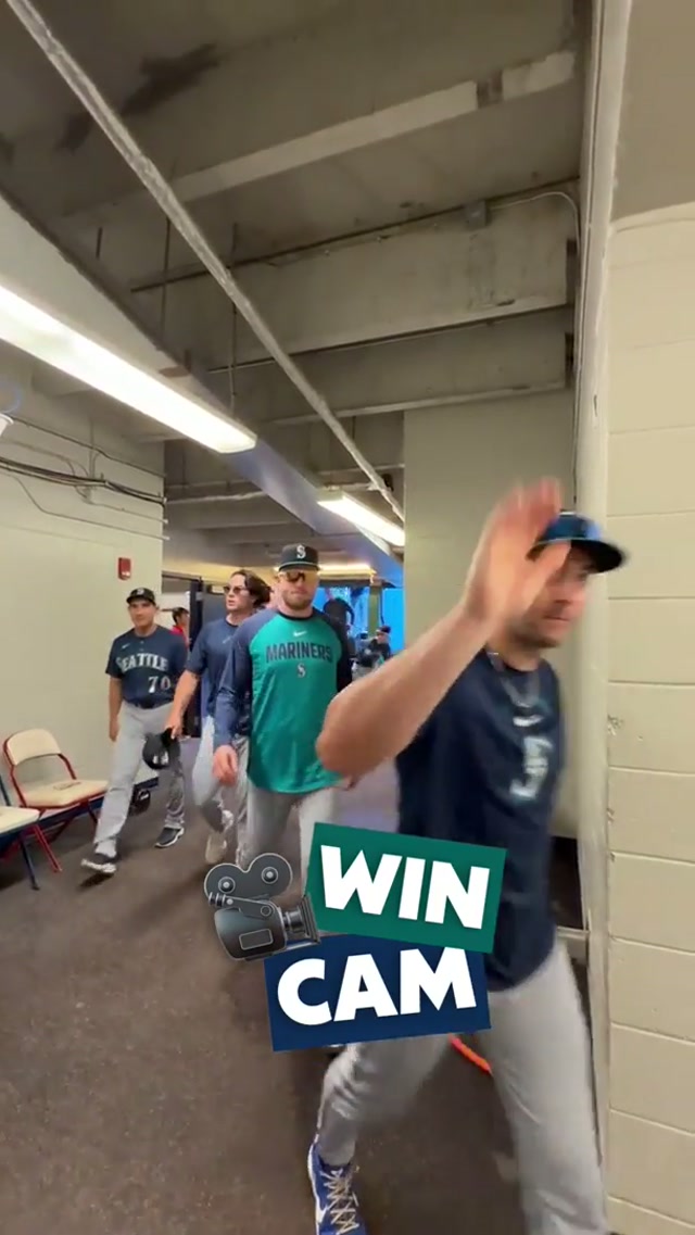 Series win on lock 🔒 #mlb #mariners #baseball #sports #celebration