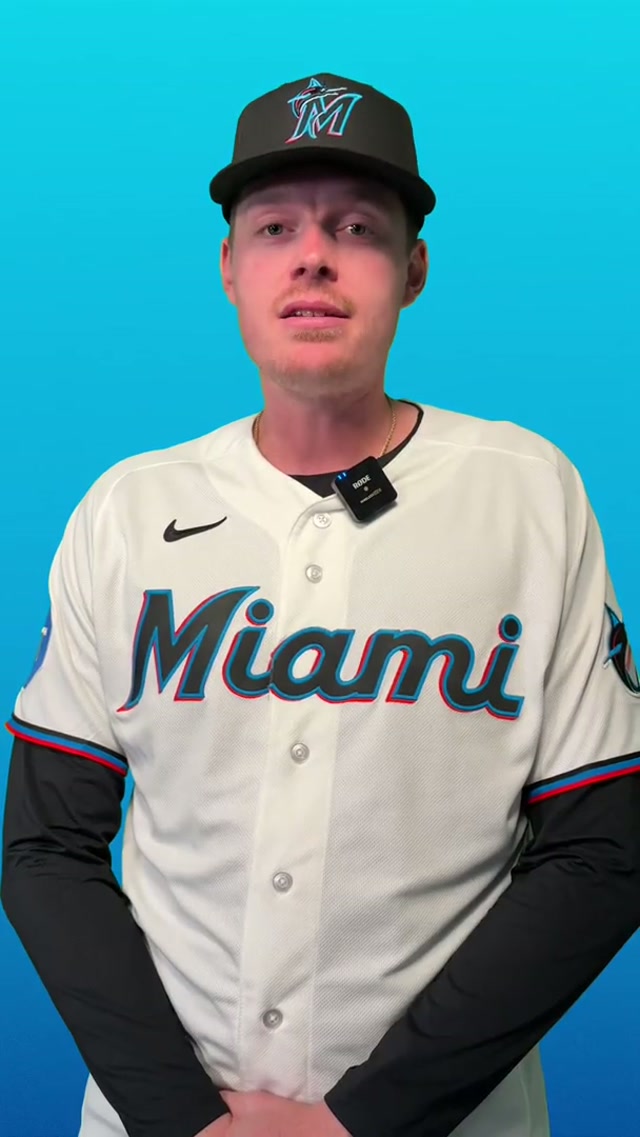 We’re really just here for the snacks & commercials anyway 🤷‍♂️ #superbowl #patriots #seahawks 