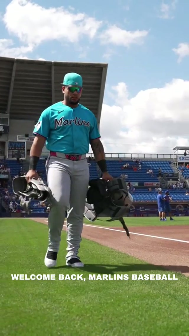 WE ARE SO BACK BABY 🥹⚾️ 
#marlins #springtraining #baseball 