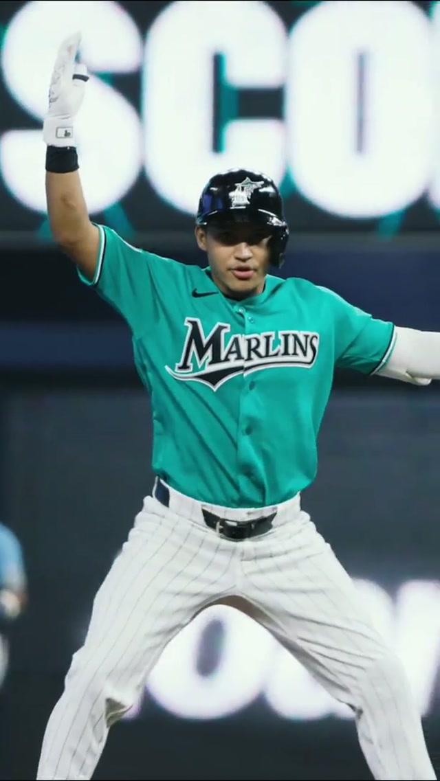 Chill Javi, my girl is on this app🕺

#javiersanoja #marlins #MLB 