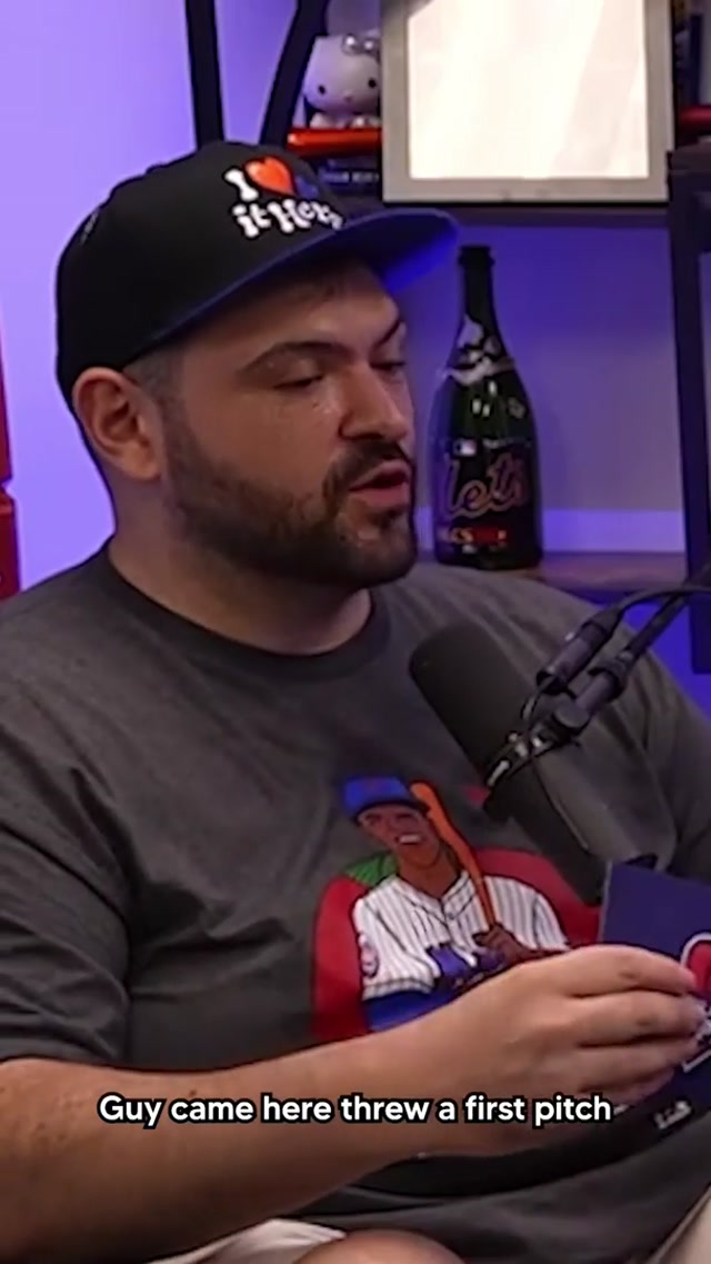 Stone Cold Steve Austin looks epic in a Mets jersey. #wwe #damianpriest #stonecold 