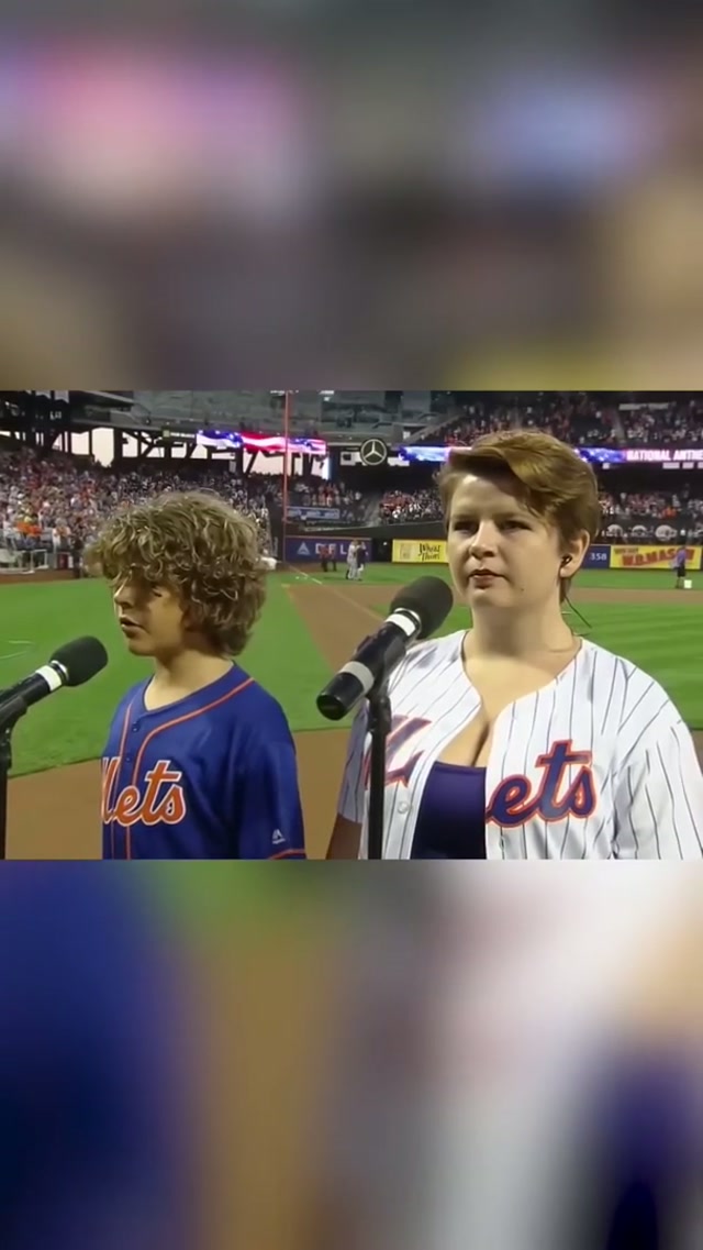 Throwback to Gaten Matarazzo and his sister, Sabrina, singing the National Anthem! 🎶 #mets #gatenmatarazzo #nationalanthem #strangerthings 