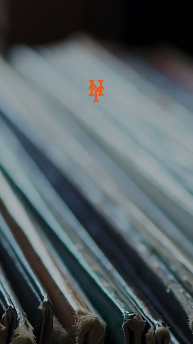 Let’s throw it way back now as the 2026 Gate Giveaways for March-June games are LIVE! 😎 #mets #citifield #promos #lgm #mlb 