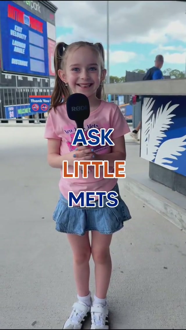 We asked the most adorable Mets fans the hard-hitting questions 😂 #mets #springtraining #funny #adorable 