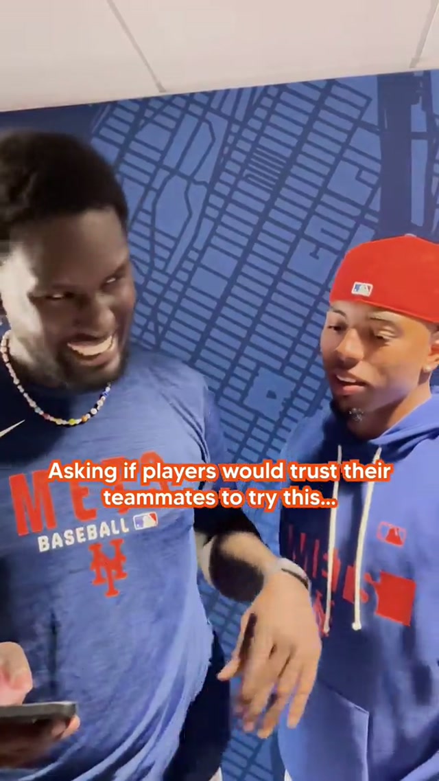 Would you let anyone do this?? 😳 #mlb #baseball #mets