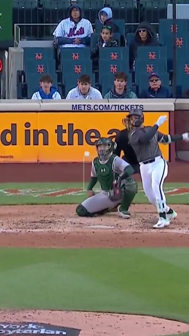 Bo Bichette’s first home run as a Met 💪 #Mets #HomeRun #MLB 