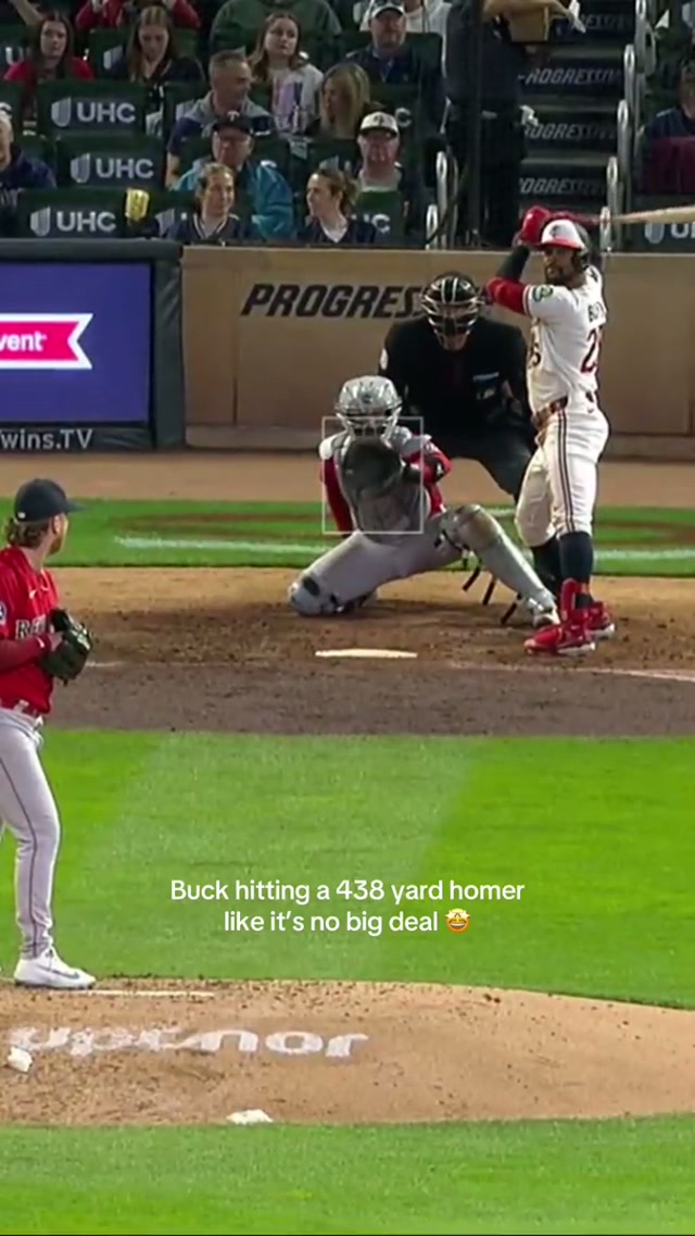 BUCK TRUCK IS ON A ROLL TONIGHT

#mlb #mntwins #homerun 