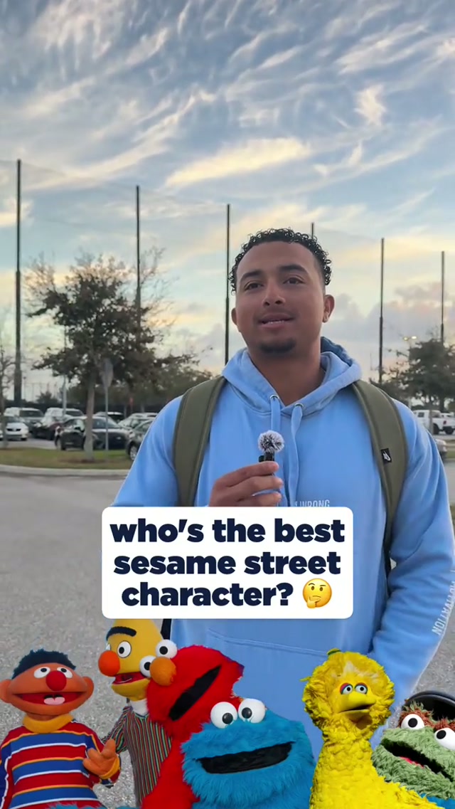 the letter of the day is ........... 𝓦 

#sesamestreet #qotd #mlb #basebalol #natitude @Sesame Street 