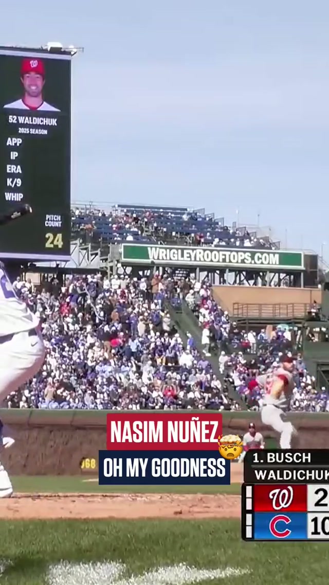 he's soarin, flyinnnnnnn #mlb #baseball #sportscentertop10