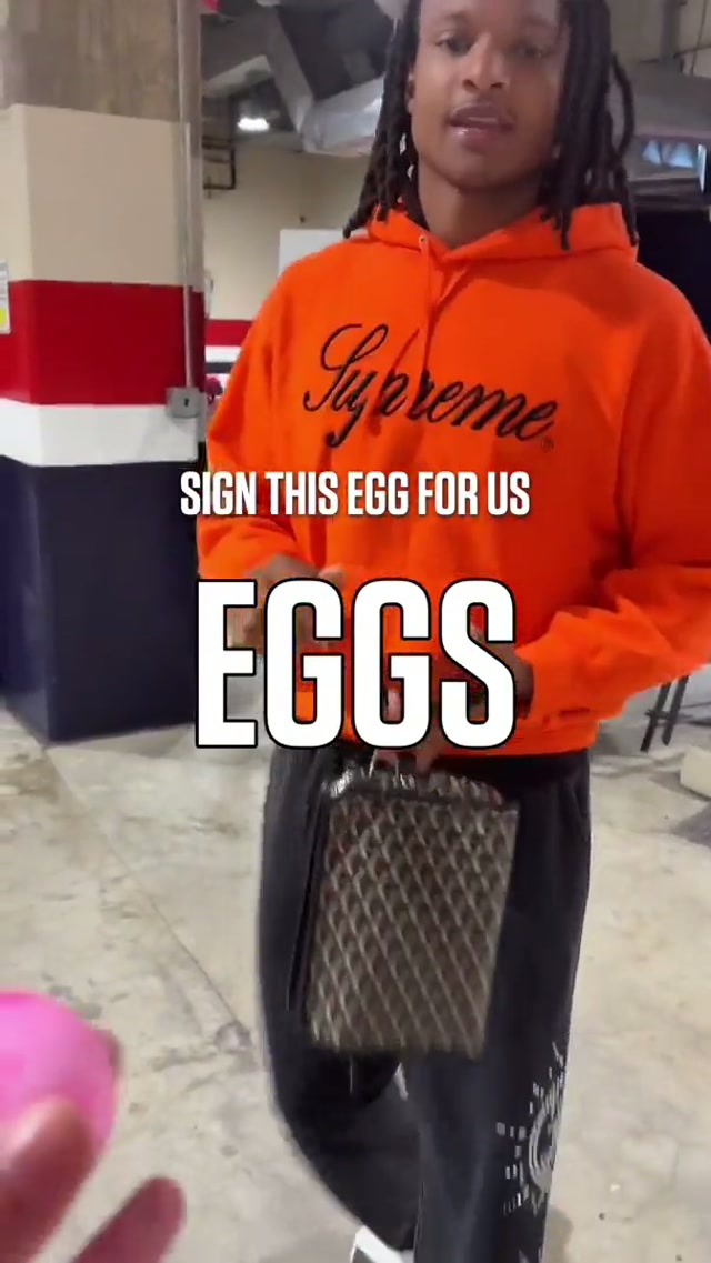 send our compliments to the chickens #sign #easteregg #fans 