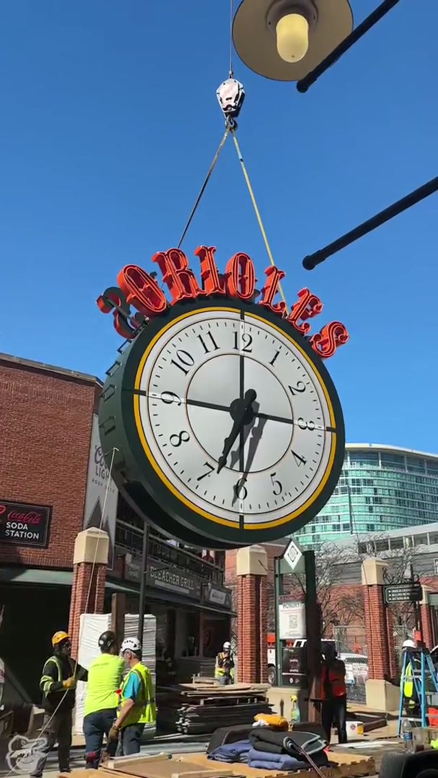 Back where it belongs 🙌

#orioles #clock #MLB #baseball #openingday 