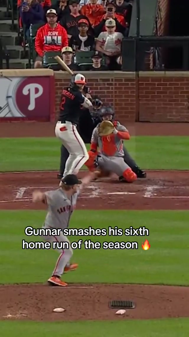 Another day, another Gunnar home run 🙂‍↕️

#gunnarhenderson #orioles #homerun #MLB #camdenyards 