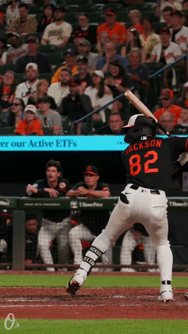 Jeremiah had himself a night 🔥

#orioles #homerun #mlb #camdenyards #baseball 