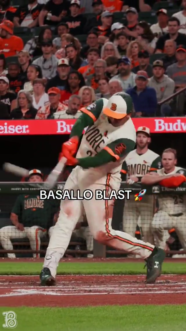 Sam’s turn 😏

#homerun #orioles #samuelbasallo #mlb #baseball 