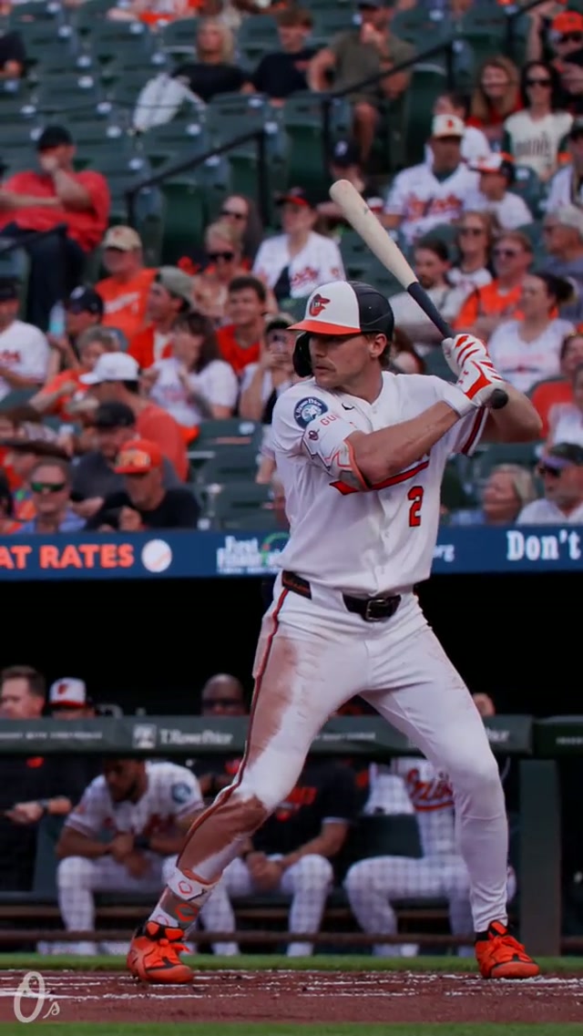 Left on LEFT 💣 
#orioles #baseball #mlb #homerun 