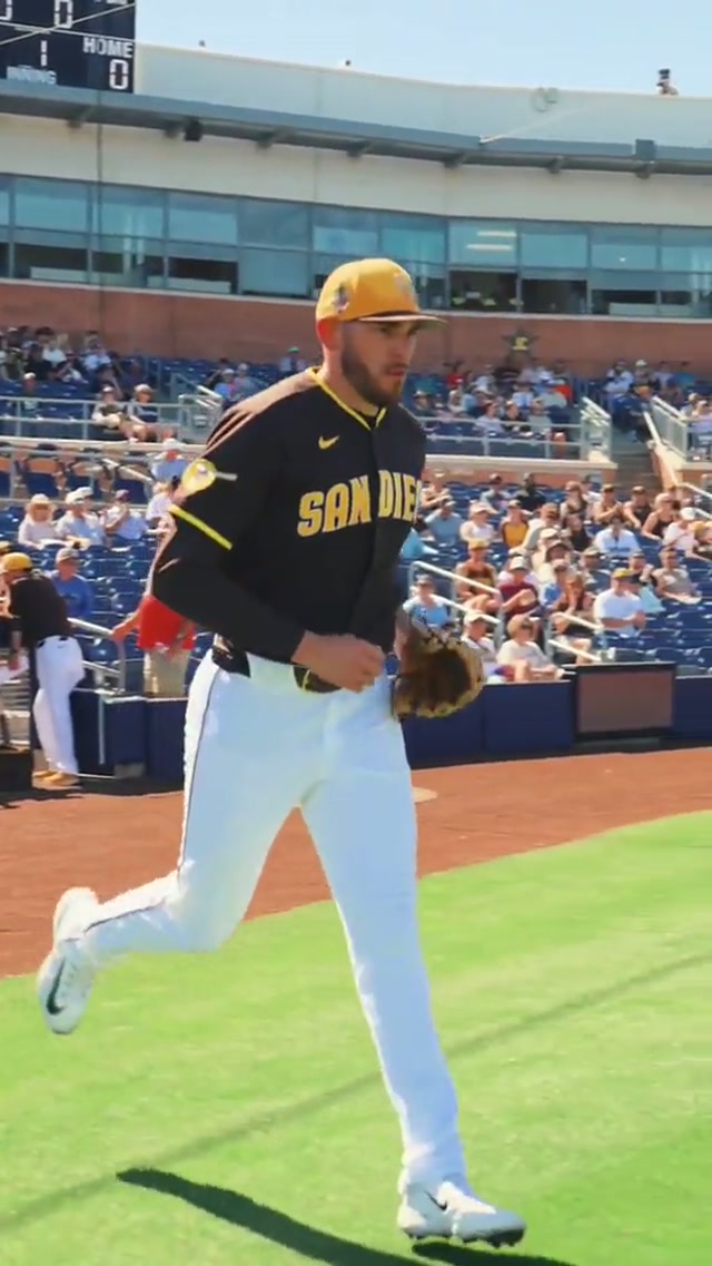 That’s our No.44 🔥 #mlb #baseball #padres #sandiego 