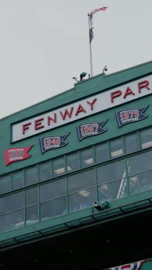 Keep it rolling. #OpeningWeek #SanDiego #Padres 