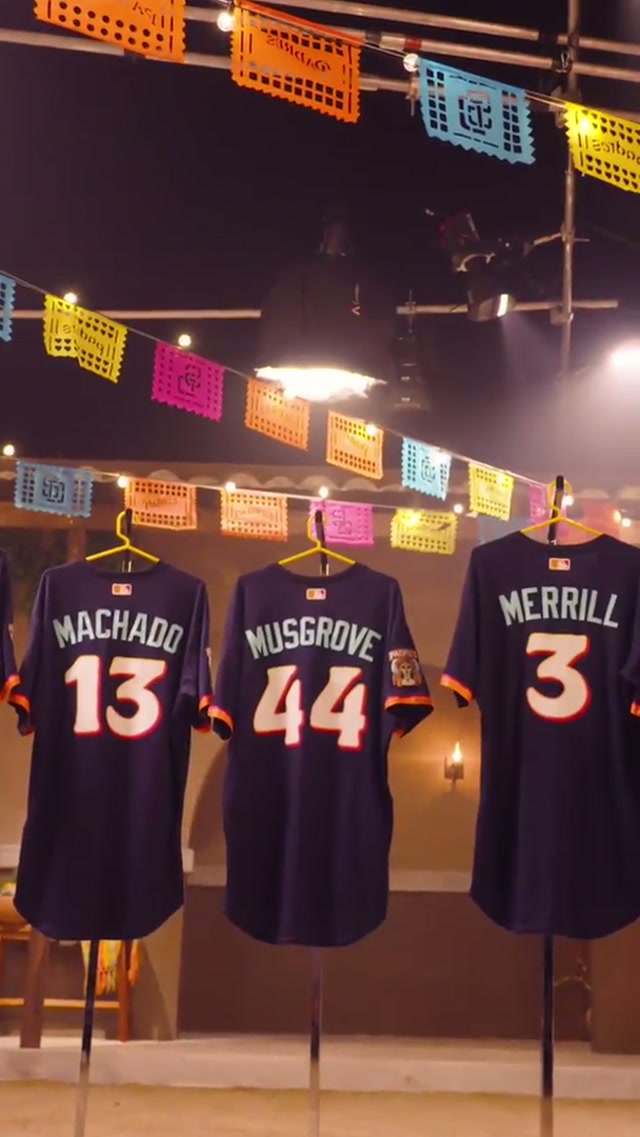 It's a new era. #mlb #baseball #diademuertos #cityconnect #reaction