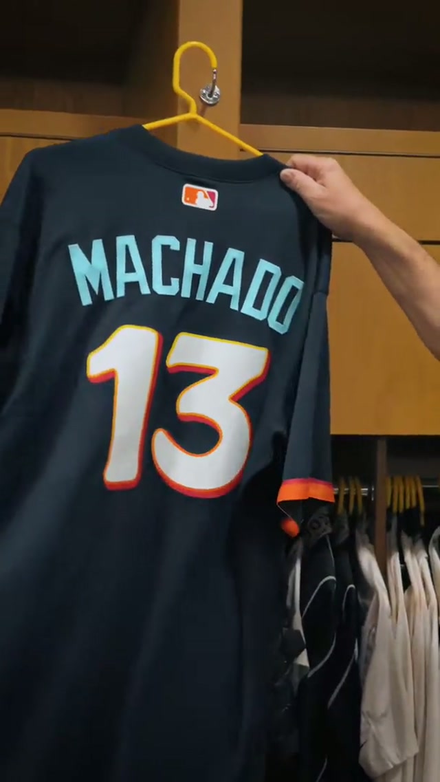 El Ministro 🔥 #mlb #baseball #uniform #diademuertos #details 