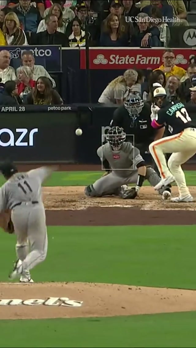 Dawg. #MLB #padres #baseball #homerun 