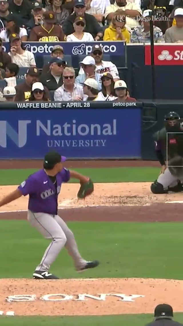 Your regularly scheduled Ramón post. #MLB #padres #baseball #homerun 