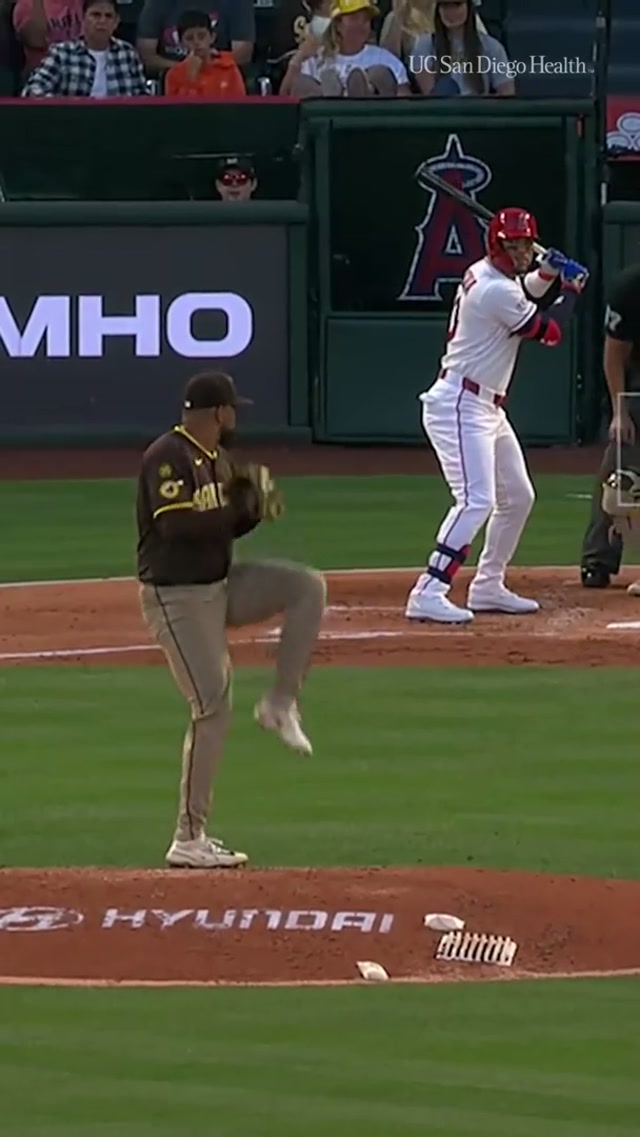 Just Jackson things 🤷‍♂️ #MLB #padres #baseball #catch 