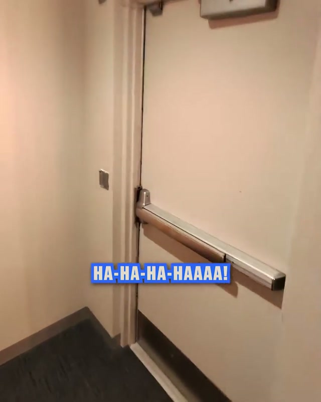 Gave Marshy some Meta glasses and it did not disappoint #phillies #mlb #metaglasses 