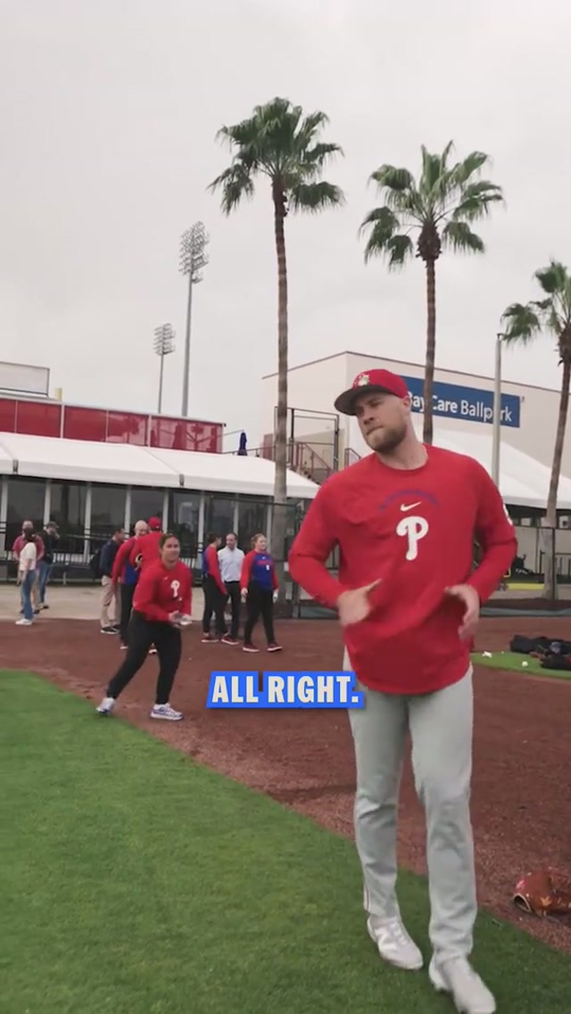 Think we’ll stick with baseball #mlb #nfl #phillies #springtraining #qb 