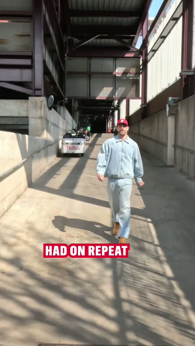 Drop your playlist recs ➡️ #MLB #Phillies #Playlist 