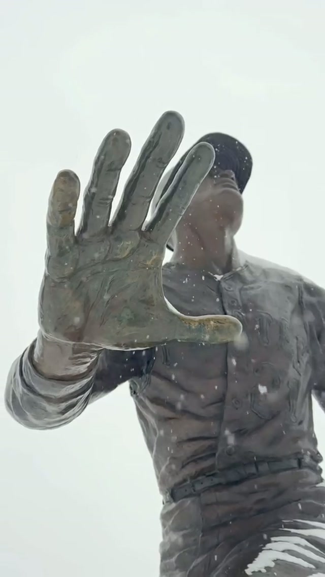 Snow days have us thinking of Spring Training.

#Pirates #Snow #Pittsburgh 