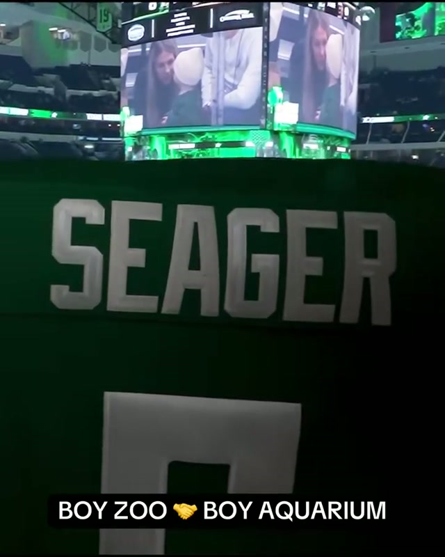 Love a good crossover episode 🙂‍↕️ @Dallas Stars 