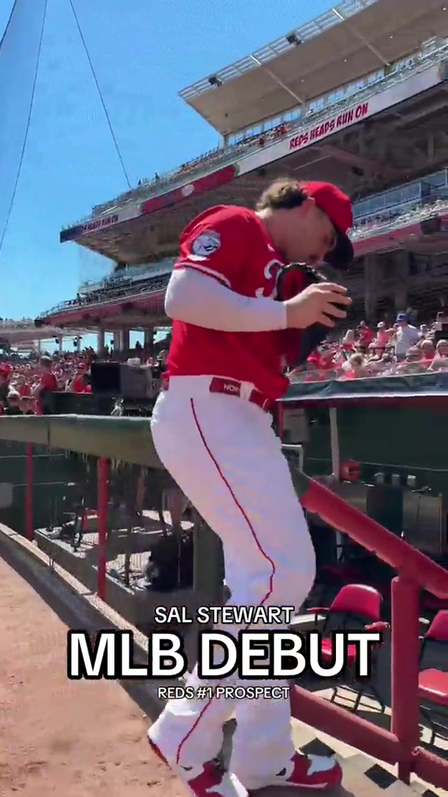 Welcome to the bigs, Sal | #mlbdebut 