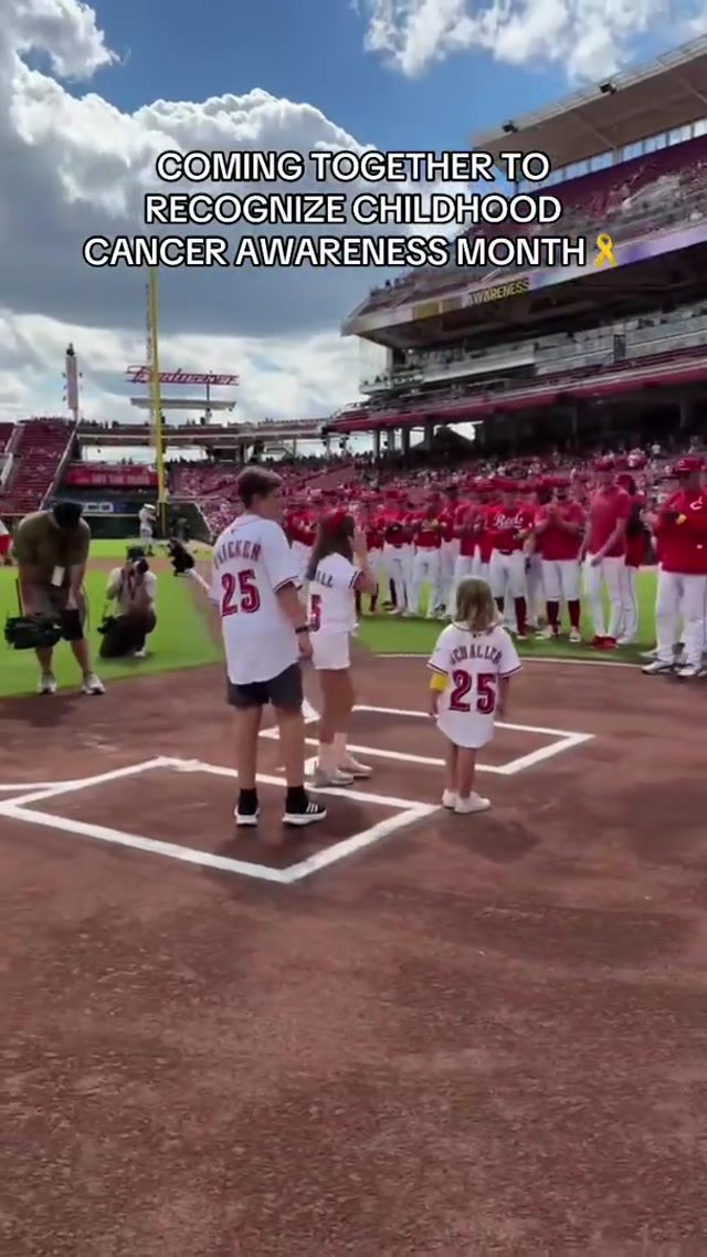 A very special lap around the bases by six Champions of Courage ❤️ 