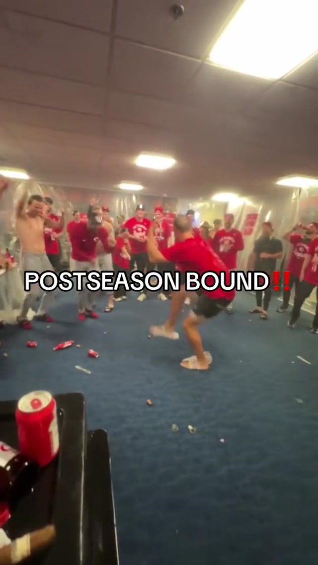 Brent Suter is all of us rn | #mlb #reds #cincinnati 