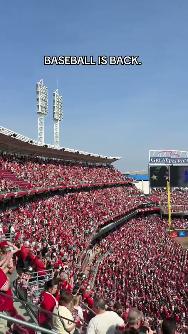 let’s gooooo | #reds #cincinnati #baseball #mlb #OpeningDay 