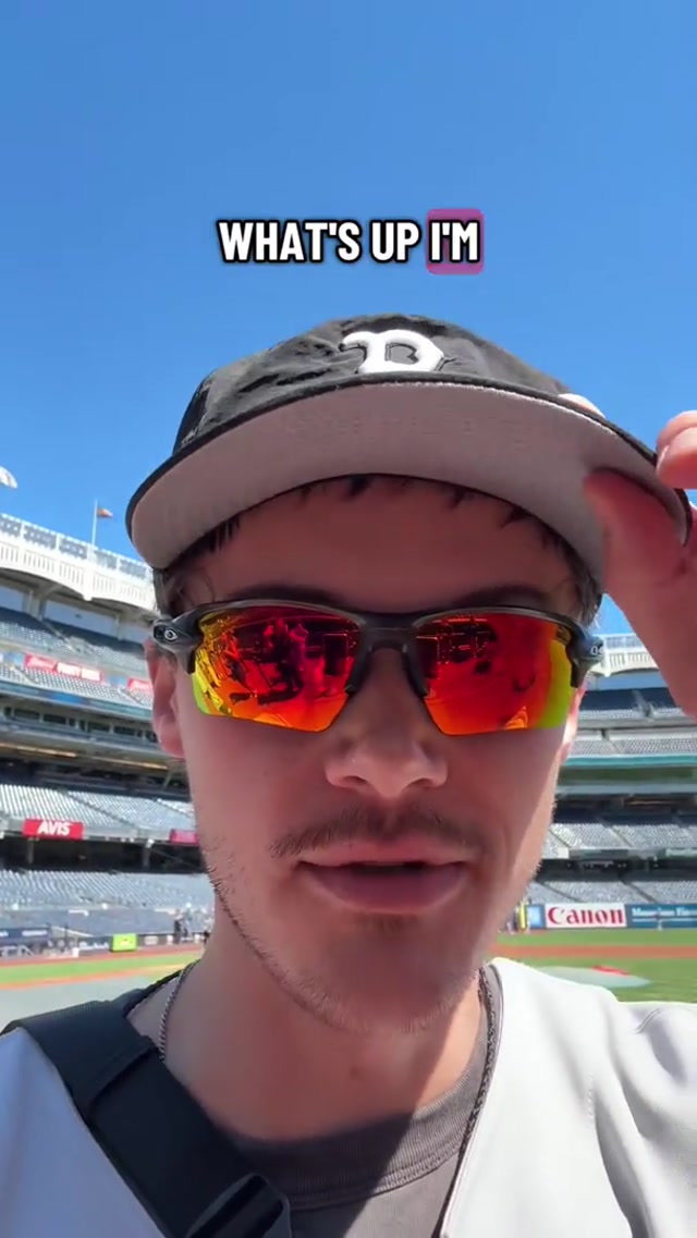 In case you were wondering…Team Conrad all the way #thesummeriturnedpretty #tsitp #teamconrad #mlb #redsox 