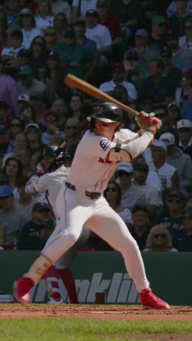 ANGRY LIZZARD INSIDE-THE-PARK HR 😱 #jarrenduran #speed #lizard #amazing #rare 