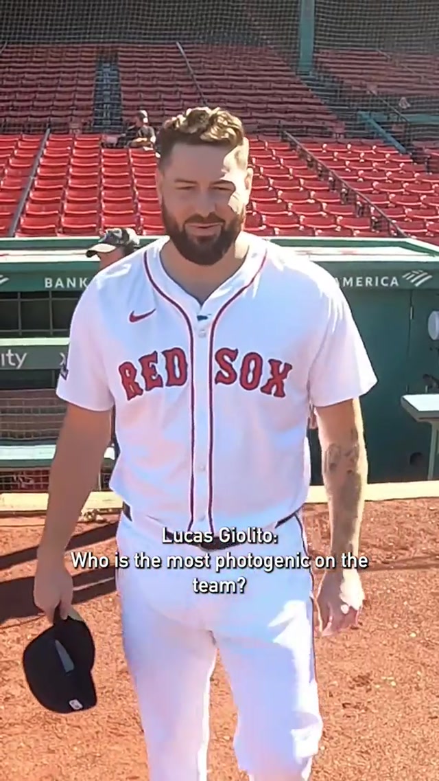 Lots of main character energy in this one #qotd #mlb #photo #redsox 