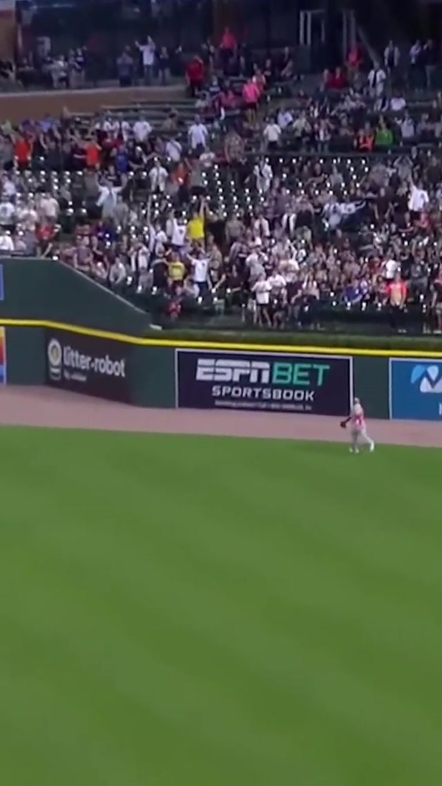 Golden duo ✨ #goldglove #MLB #winner #redsox 