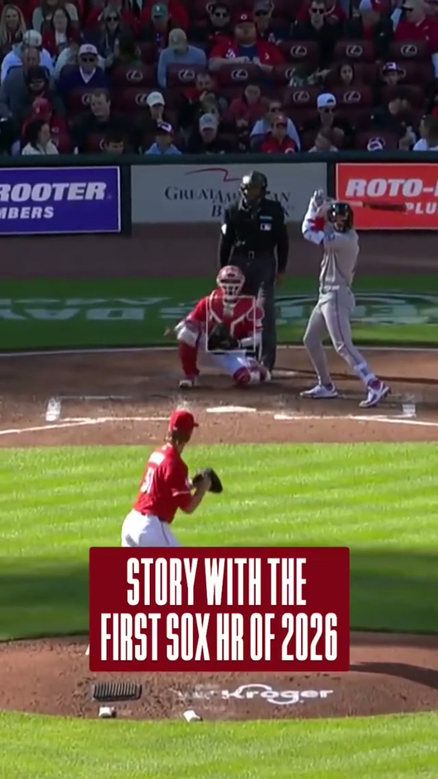 The first Sox homer of 2026 goes to Story! #mlb #redsox #openingweek #trevorstory #homerun 