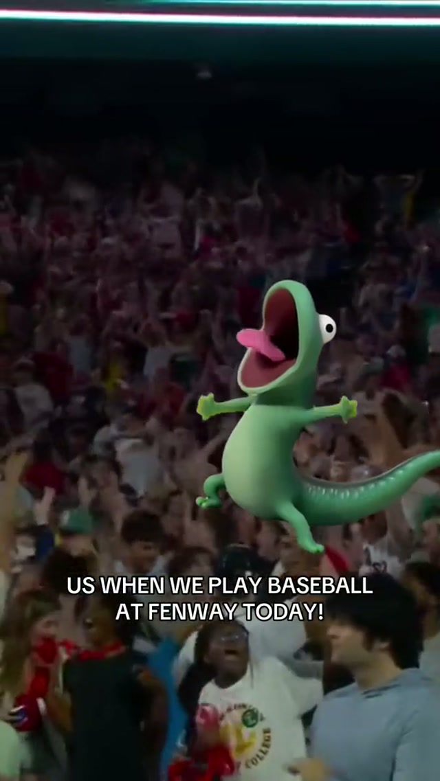 We’re home! 🏟️ #mlb #redsox #openingweek #fenway #hoppers 