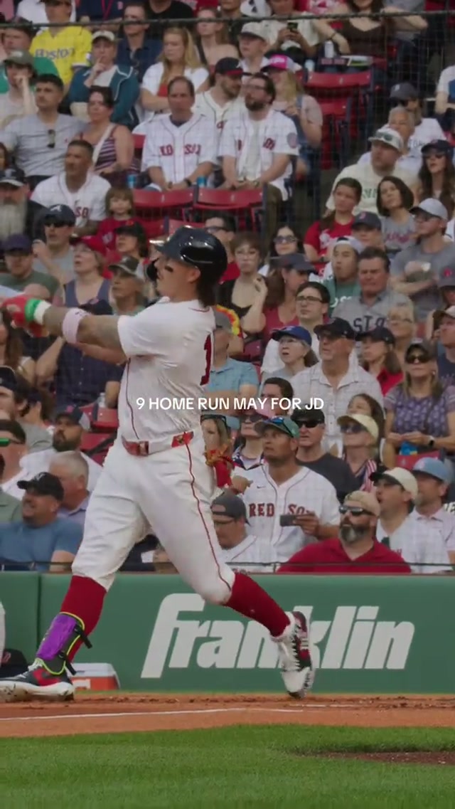 Big swings 🤝 Big Swole #jarrenduran #mlb #redsox #homerun 