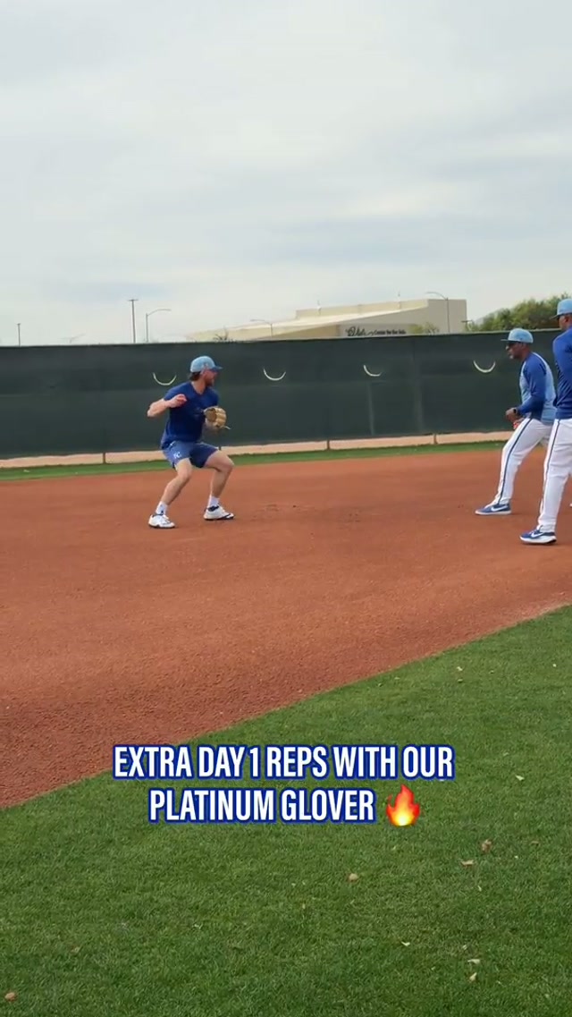 Things we love to see. #bobbywittjr #royals #shortstop #springtraining 