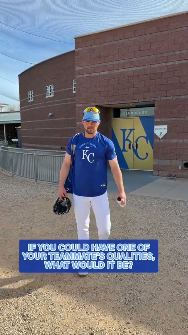 Well that took a turn. 💀 #qotd #kcroyals #springtraining #baseball 