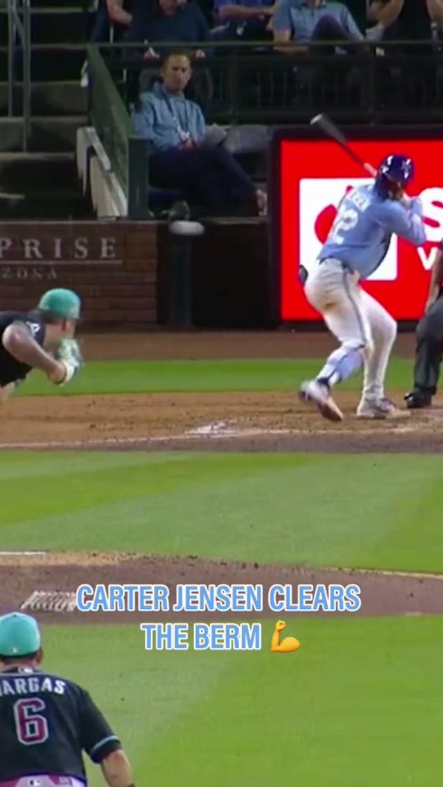 Carter crushed this one. 😳 #kcroyals #SpringTraining #homerun #baseball @Carter Jensen 