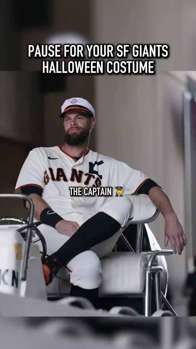 In need of last-minute Halloween costume ideas? Look no further 🎃 #MLB #Baseball #Costume 